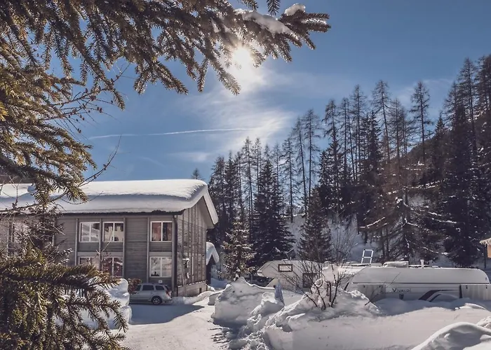 Maxon Pavillon By Mountain دافوس